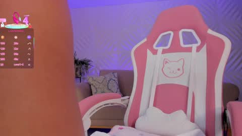 Maddy Owens online show from April 2, 1:51 pm