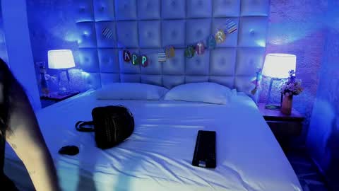 Maddy online show from April 17, 11:34 am