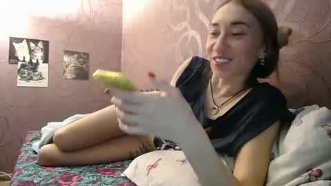 Julia online show from December 3, 5:06 pm