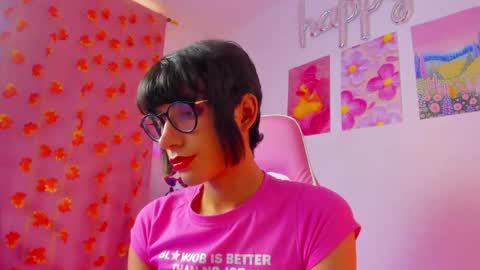 Madeline  online show from April 18, 12:18 pm