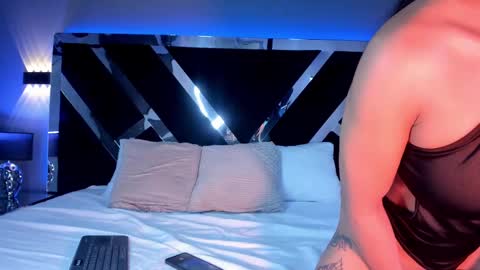 Mady online show from March 7, 8:33 pm