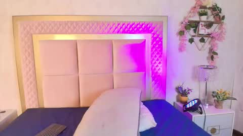 madhison_5 online show from February 28, 2:32 pm