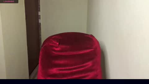 madhubala09 online show from November 30, 10:17 pm