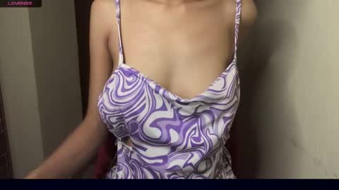 madhubala09 online show from November 14, 8:55 pm