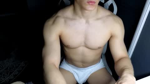 Sexyboymadison online show from March 3, 10:39 pm