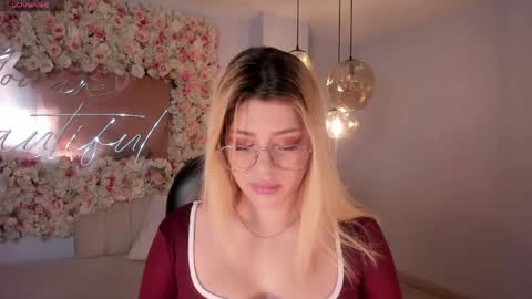 Madison Kane online show from May 7, 11:17 am