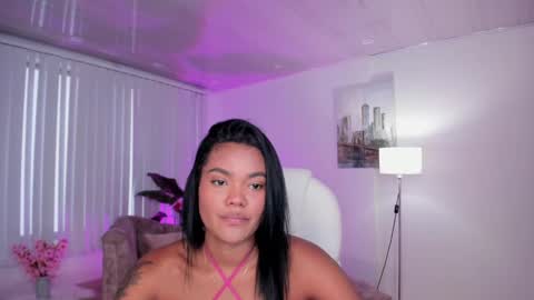 Madisson Davon online show from January 12, 1:27 pm