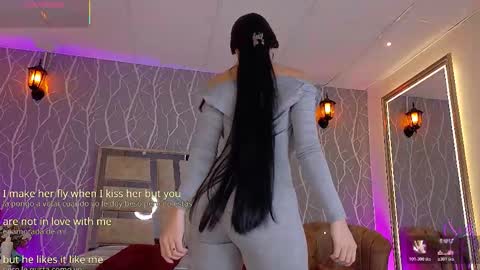    online show from October 30, 12:50 pm