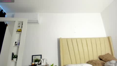 Mady online show from November 14, 8:55 pm