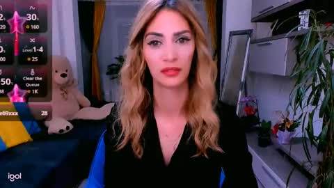 Snapshot of madyeroberts chatting on March 10, 9:51 pm Madye Roberts online show from March 10, 9:51 pm