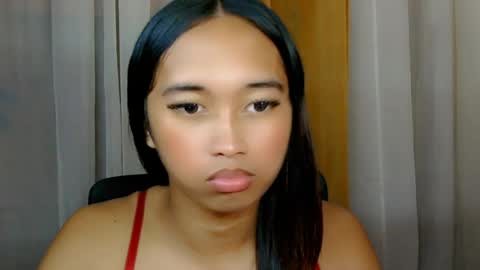 mae online show from July 25, 9:35 pm