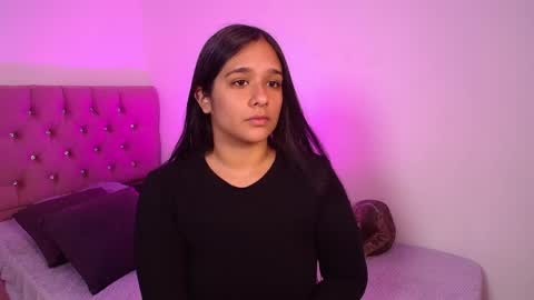 maeena online show from May 25, 6:25 pm