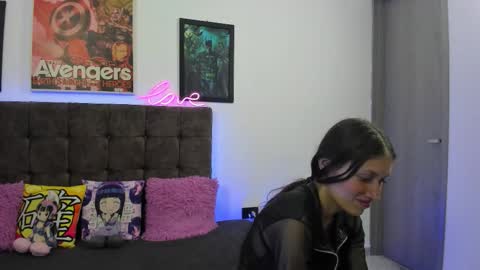 Maelis Avelle online show from November 13, 3:26 pm