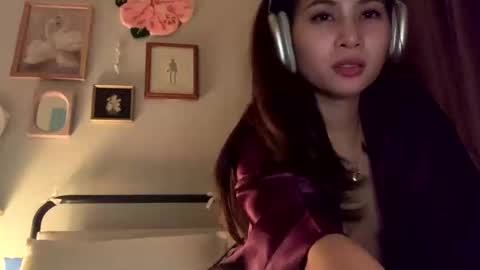 maemaemm online show from November 8, 8:50 am