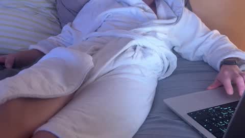 maerte online show from December 27, 6:42 pm