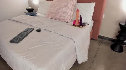  Mafe Santorini  online show from September 30, 6:07 pm