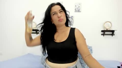 magentastudio2025 online show from February 5, 5:27 pm