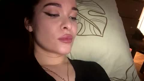 magggg658318 online show from February 7, 6:00 pm