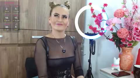 Maghenta-MS mature online show from October 22, 9:05 pm