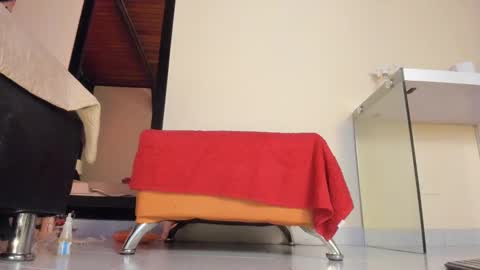   online show from February 15, 3:17 pm