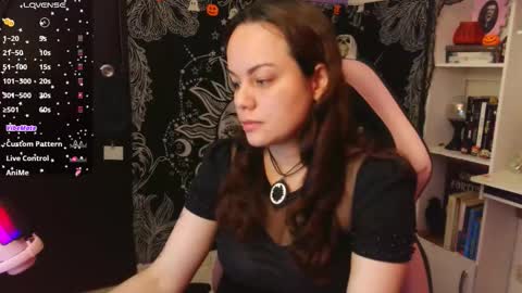 Claire online show from October 14, 11:30 pm