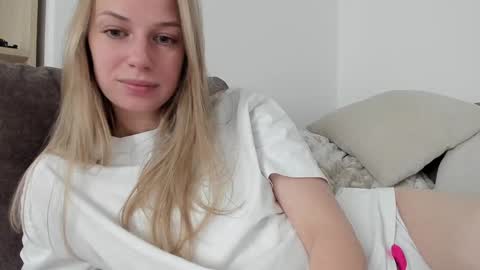 Alice  online show from October 30, 10:38 am