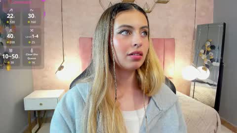 Fer online show from October 30, 9:04 pm