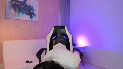 KAYLEE online show from February 20, 10:48 am