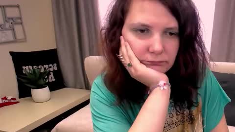Kristy online show from May 7, 7:59 am