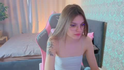 Merry online show from April 11, 3:22 am