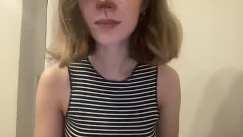 magicgirl50053 online show from November 3, 5:58 pm