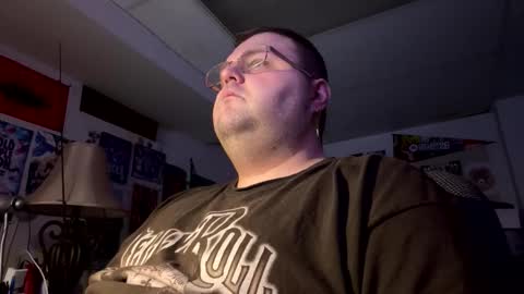 magicmchael1995 online show from May 27, 7:05 am