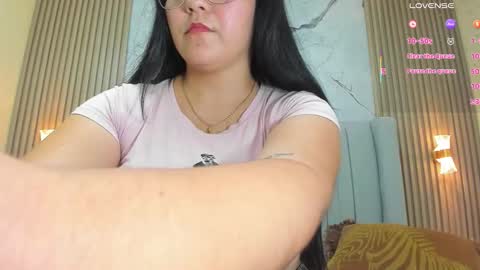 magievans1 online show from October 18, 1:48 pm