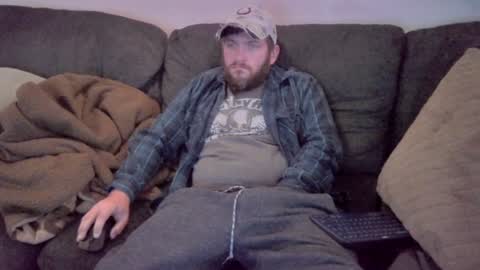 magmacumlava online show from December 3, 8:55 pm