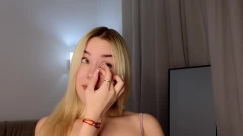 Sasha online show from February 23, 7:38 pm