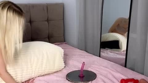 Sasha online show from February 21, 1:33 am