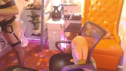 MagnificentlyDEVILQueen online show from October 24, 9:54 am