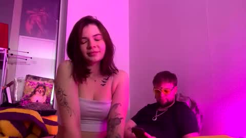 magpie_mila online show from September 14, 10:33 pm