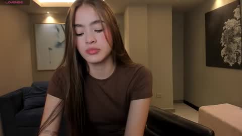  Maia  online show from December 15, 6:48 pm