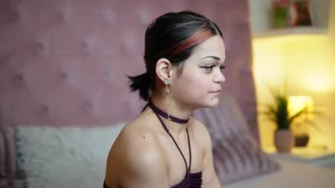  Maia  online show from February 7, 8:56 pm