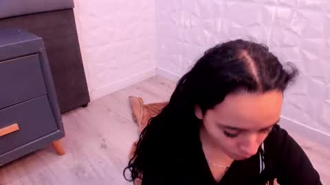 Maia  online show from October 19, 1:27 pm