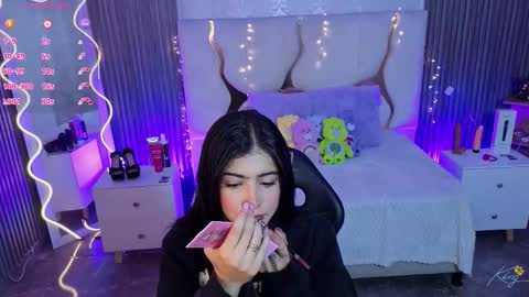 maiily_tay online show from February 6, 12:08 pm