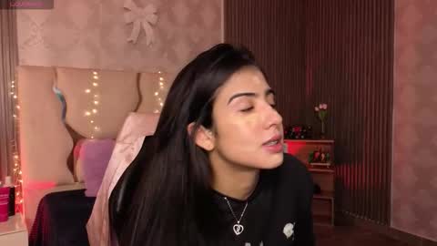 maiily_tay online show from February 18, 12:27 pm