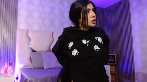 maiily_tay online show from November 29, 1:19 pm