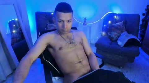 Maik Stiven online show from December 24, 6:22 am