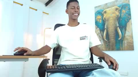 I am Maik online show from September 15, 2:40 pm