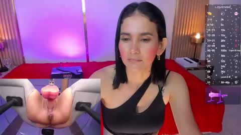 Mailen online show from November 19, 11:03 pm