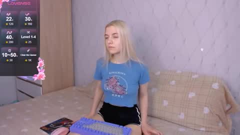 Your kitty online show from October 2, 2:54 am