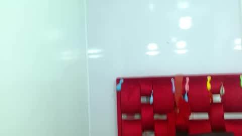 maily_adams online show from December 11, 7:14 pm