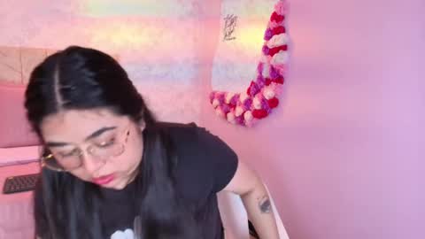 mailyn_rose online show from October 21, 4:54 pm